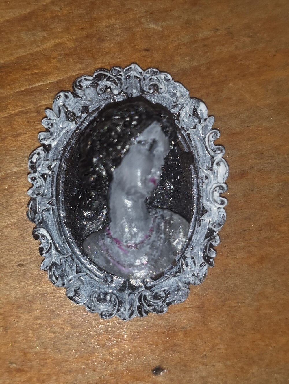 Distressed Ladies Head Brooch Black & White, Handpainted Resin